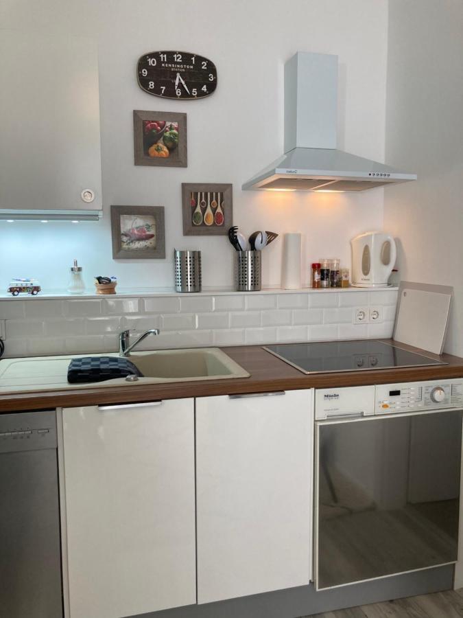 Living At Saarpartments - Adultsonly - Business & Holiday Homes With Kitchen For Long- And Short Term Stay, 3 Min To St Johanner Markt And Points Of Interest Saarbrücken Exterior foto
